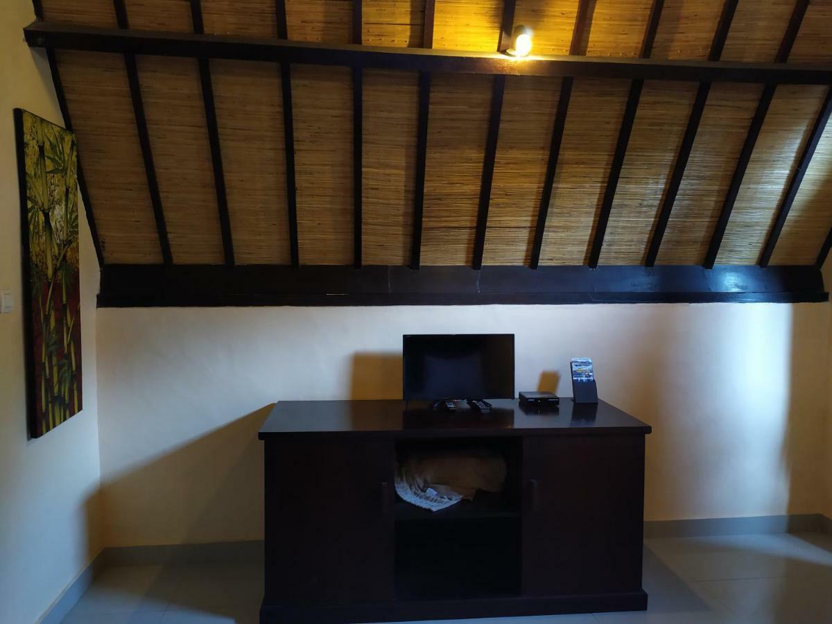 Kusuka Bungalow Гили Траванган Экстерьер фото